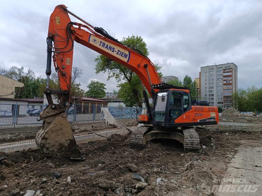 Doosan DX 300 LC-5 大型油圧ショベル12t以上（パワーショベル・ユンボ）