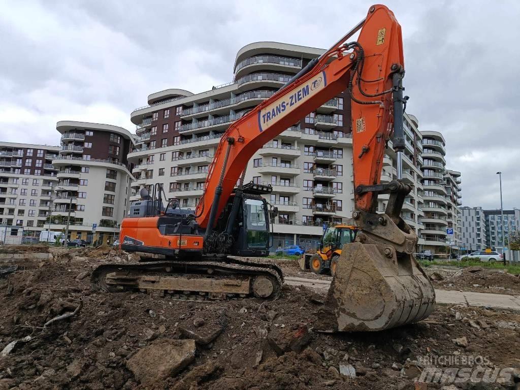 Doosan DX 300 LC-5 大型油圧ショベル12t以上（パワーショベル・ユンボ）
