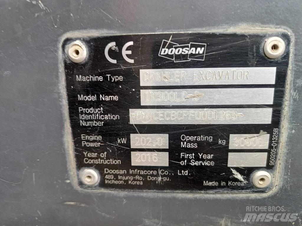 Doosan DX 300 LC-5 大型油圧ショベル12t以上（パワーショベル・ユンボ）