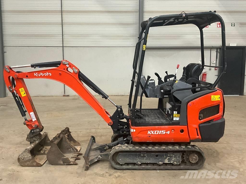 Kubota KX 015-4 ミニ油圧ショベル 7t以下（ミニユンボ・ミニディガー）