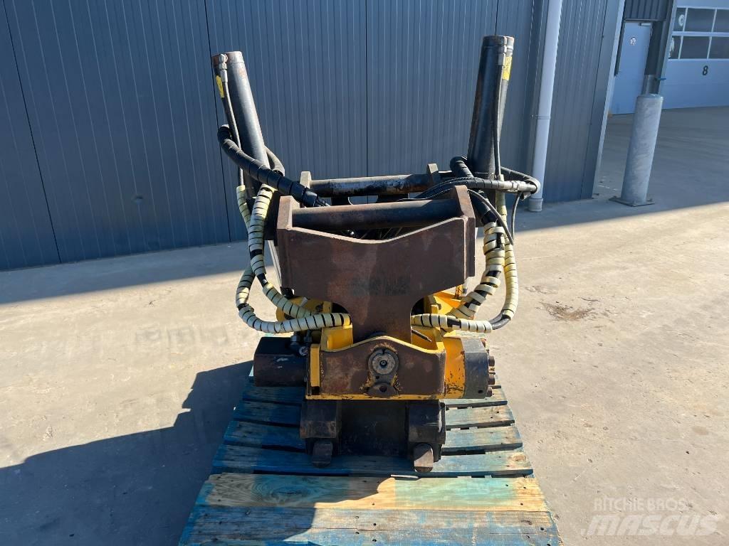 Engcon EC30 - S70 ローテーター