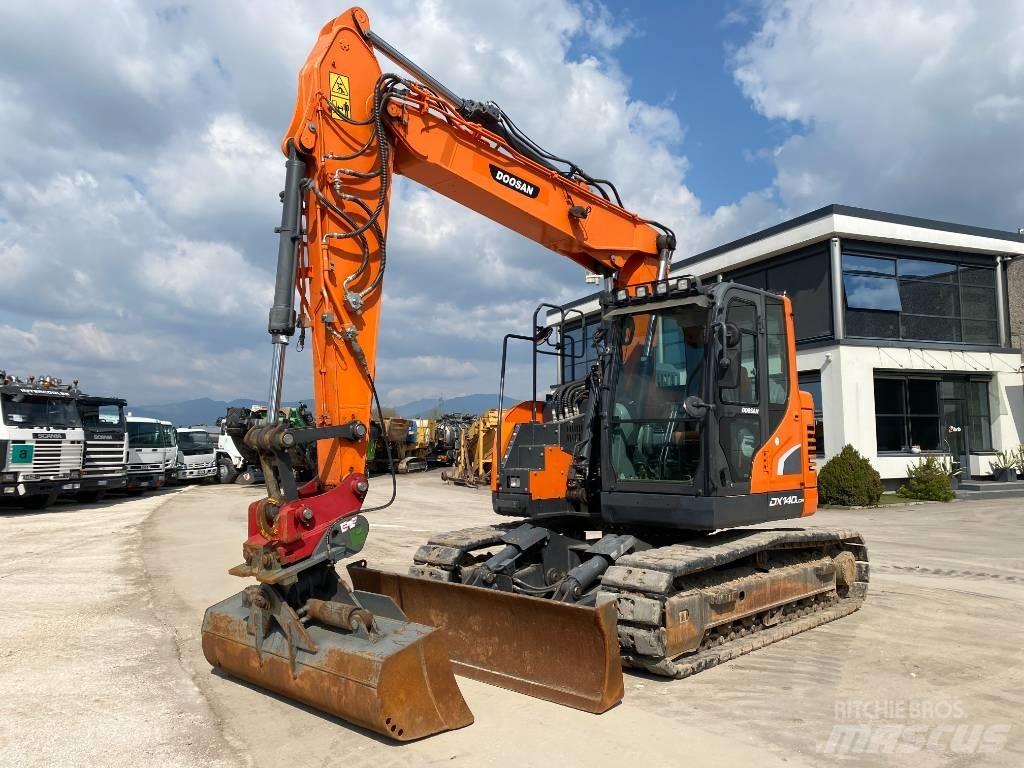 Doosan DX 140 LCR-5 大型油圧ショベル12t以上（パワーショベル・ユンボ）