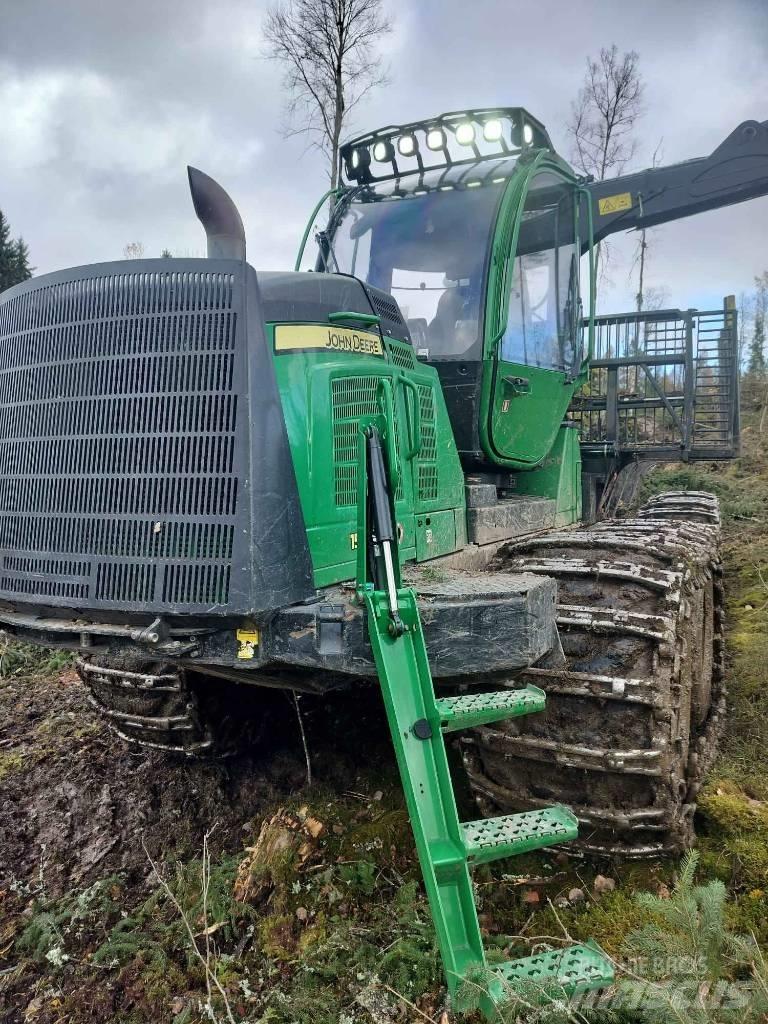 John Deere 1510 E フォワーダー