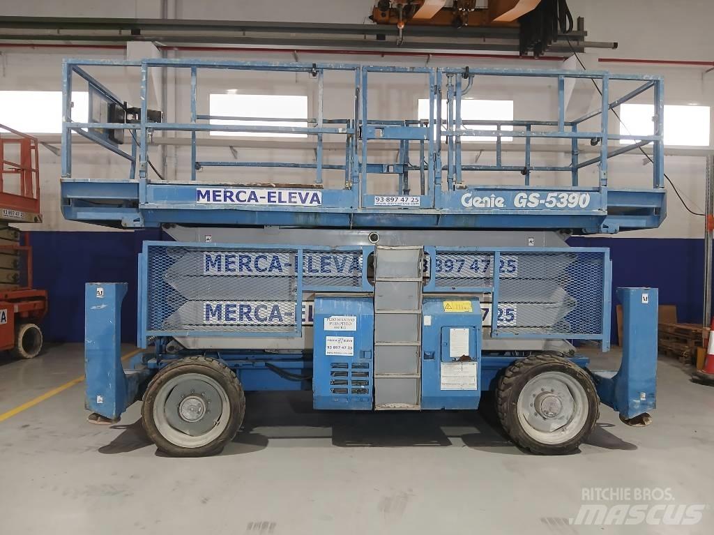 Genie GS 5390 RT シザースリフト