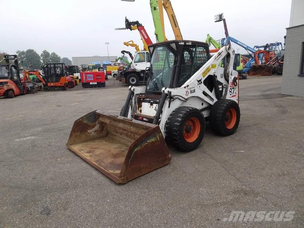 Bobcat 873 スキッドステアローダー