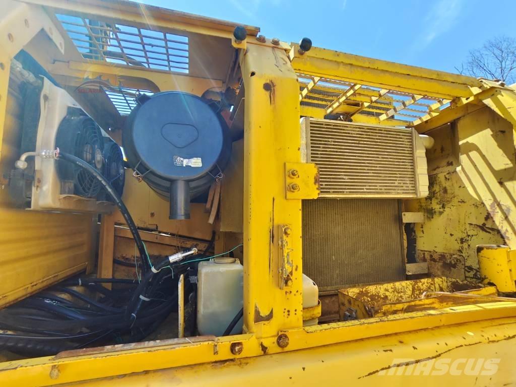 Komatsu pc240-7 大型油圧ショベル12t以上（パワーショベル・ユンボ）