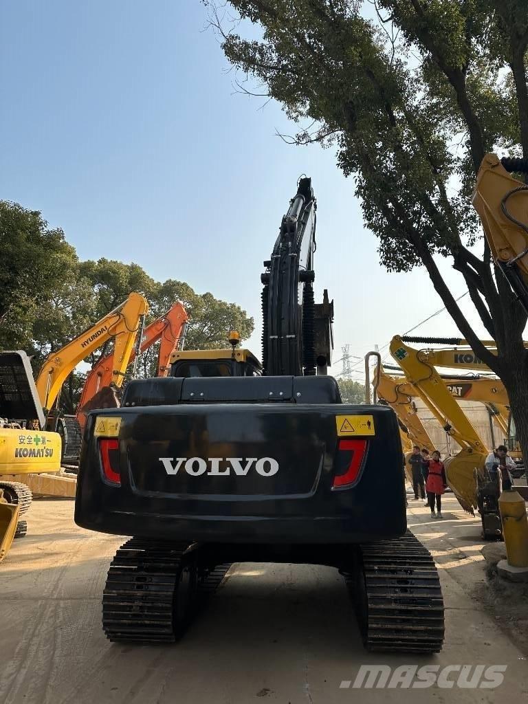 Volvo EC 210 中型油圧ショベル 7ｔ-12ｔ（ユンボ・パワーショベル・バックホー）