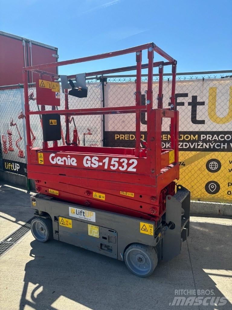Genie GS 1532 シザースリフト