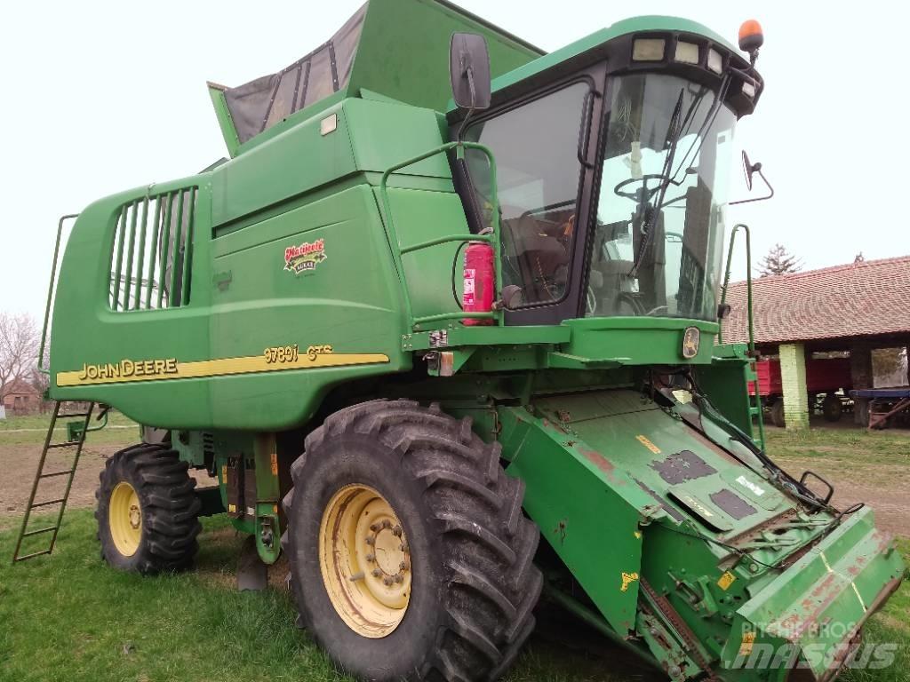 John Deere 9780 CTS コンバイン