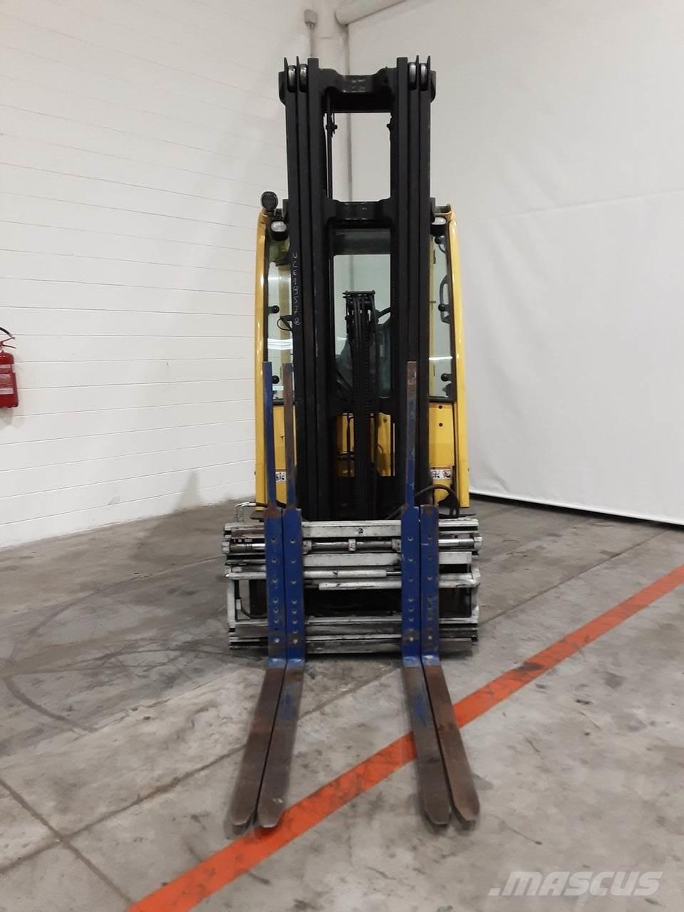 Hyster J2.5XN バッテリーフォークリフト