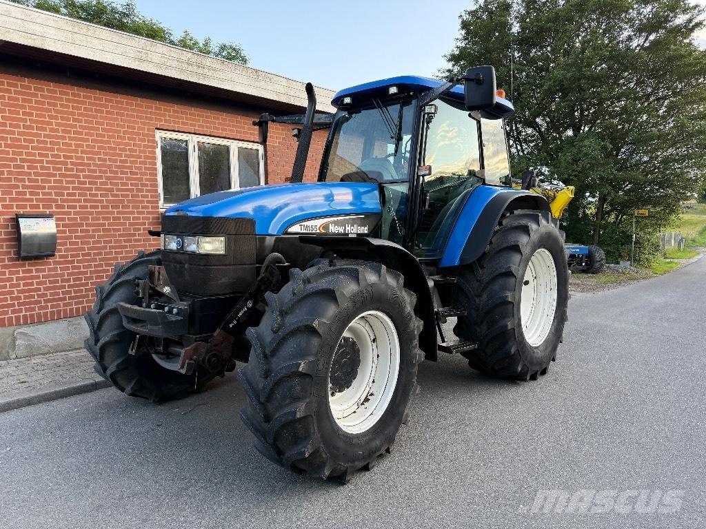 New Holland TM 155 トラクター