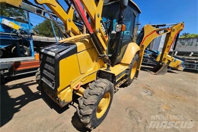 CAT 426F2 TLB バックホーローダー