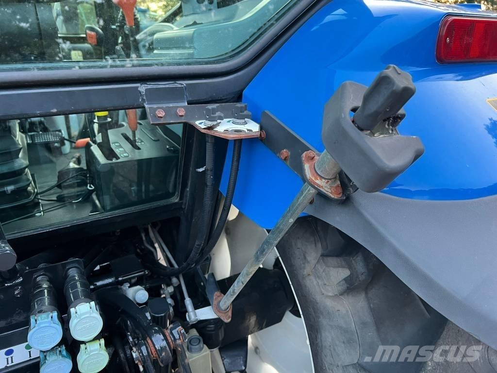 New Holland T 5050 トラクター
