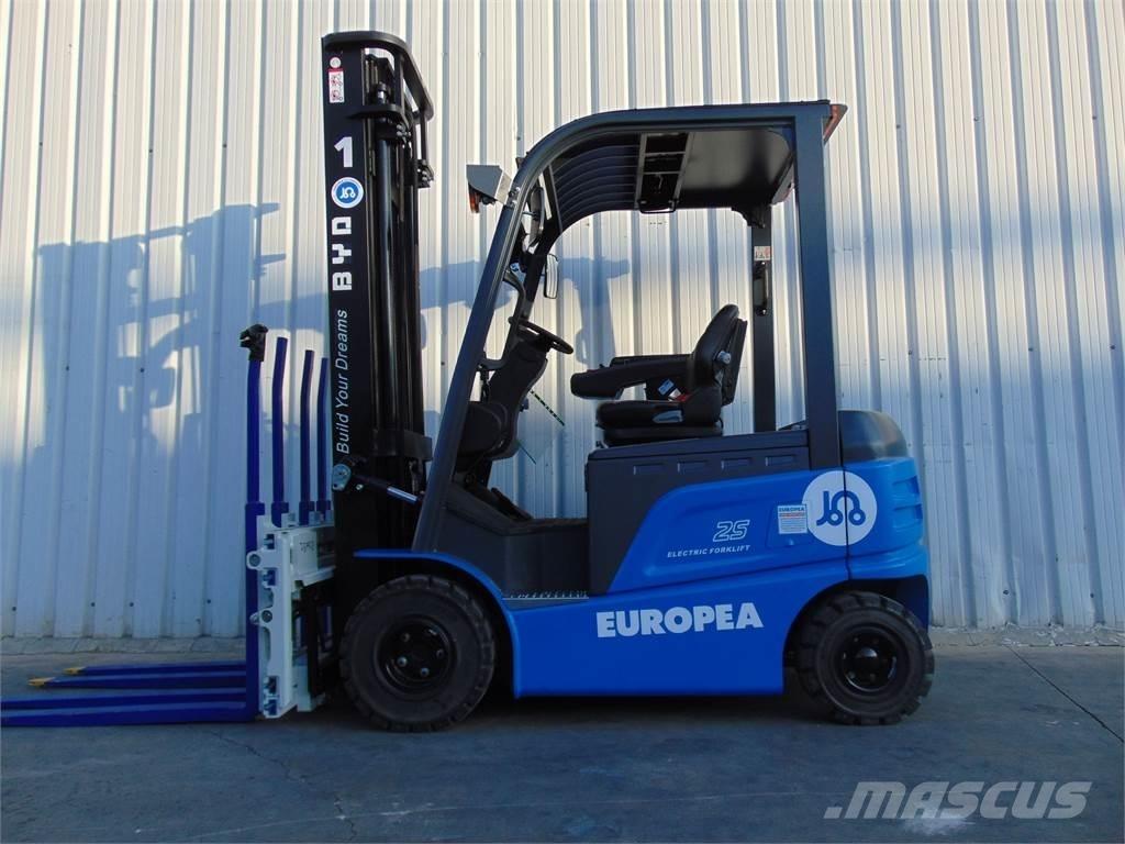 BYD ECB25C バッテリーフォークリフト
