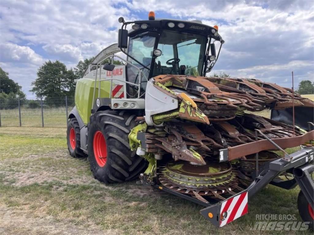 CLAAS Jaguar 980 自走式フォレージハーベスター