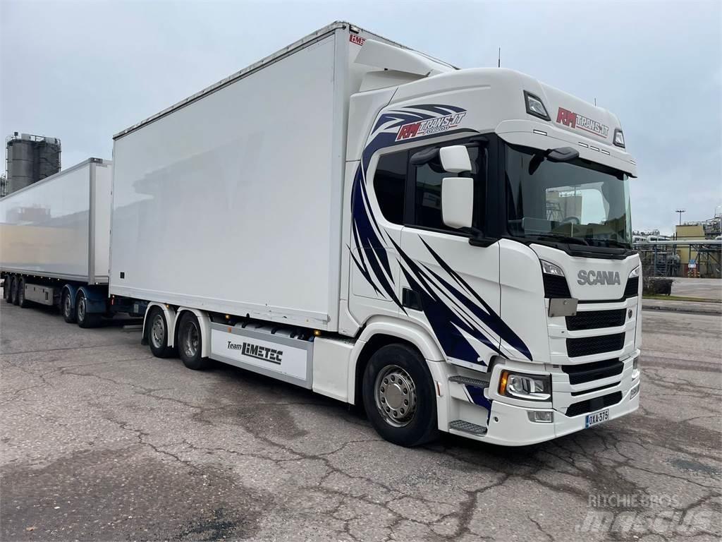 Scania R 500 6X2 ボックスボディー、ウイング、箱車