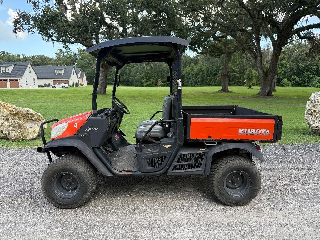 Kubota X900 ユーティリティー機械