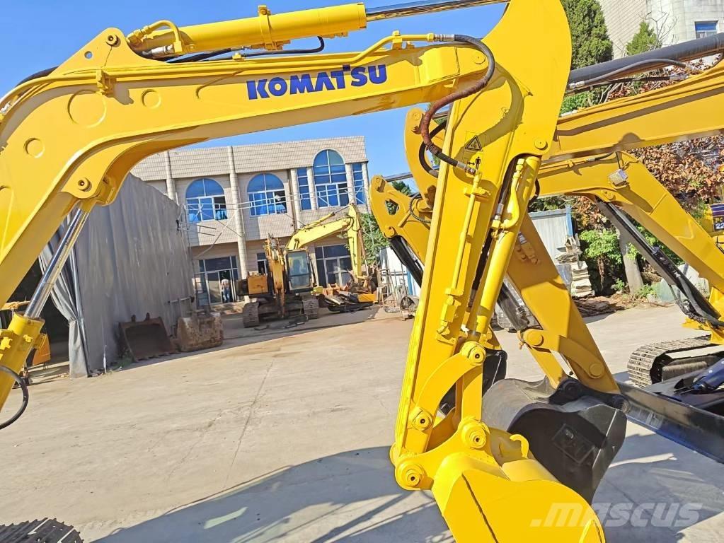 Komatsu PC 55 MR ミニ油圧ショベル 7t以下（ミニユンボ・ミニディガー）