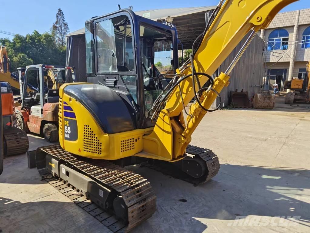 Komatsu PC 55 MR ミニ油圧ショベル 7t以下（ミニユンボ・ミニディガー）