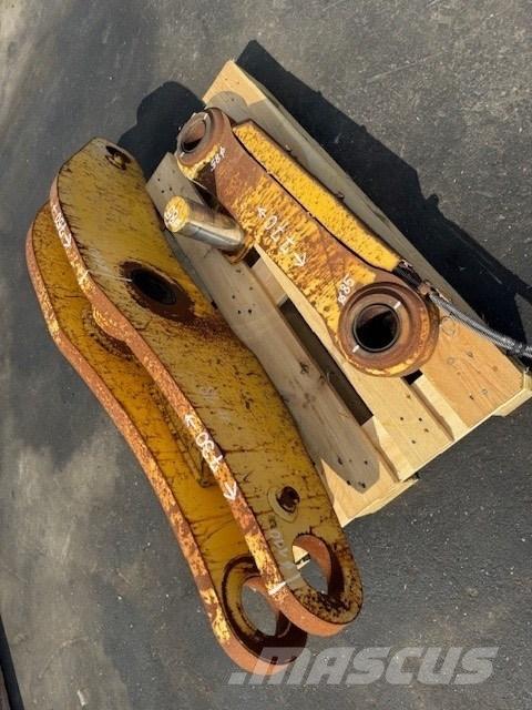 Komatsu BUCKET LINK バケット
