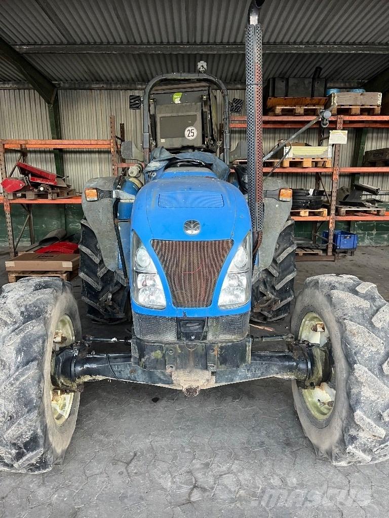 New Holland TN 60 A トラクター