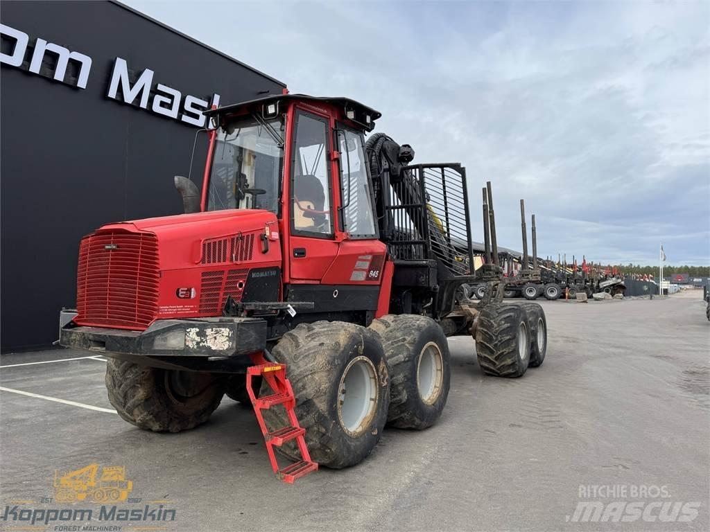 Komatsu 845 フォワーダー