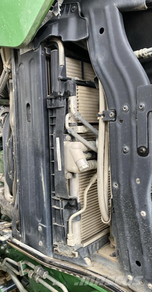 John Deere 6R 175 トラクター