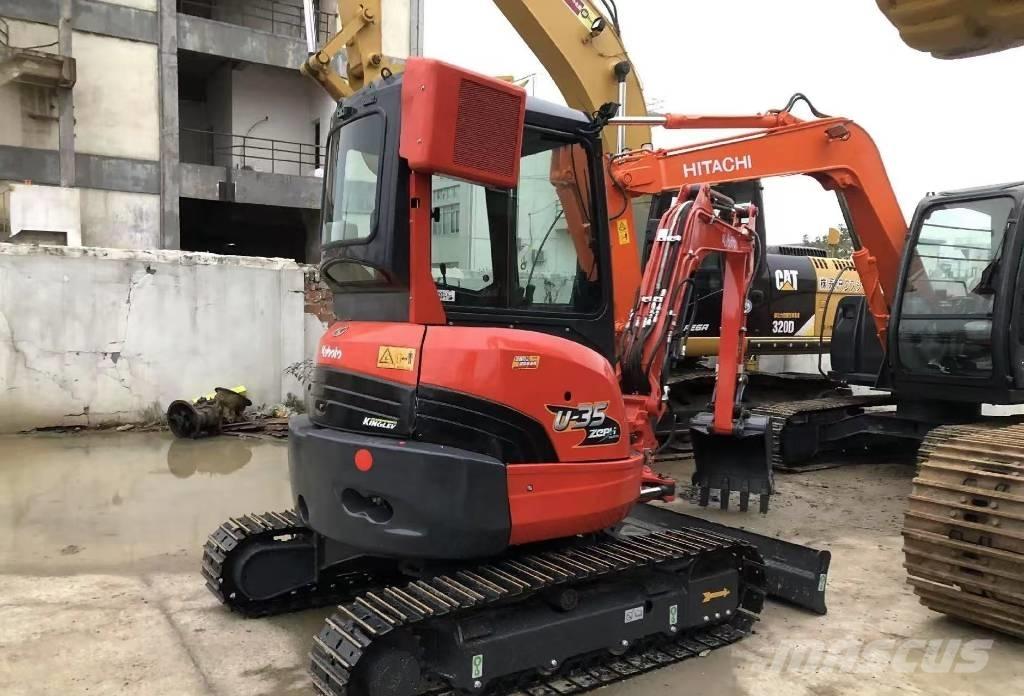 Kubota U 35 ミニ油圧ショベル 7t以下（ミニユンボ・ミニディガー）