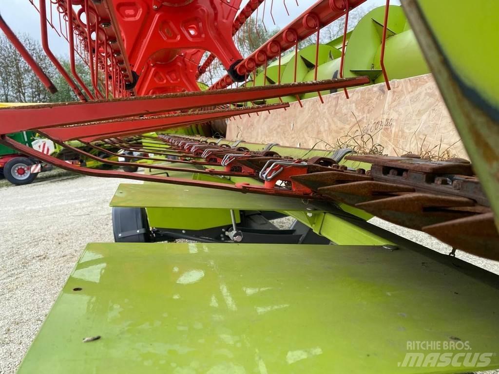 CLAAS 6700TT 4WD コンバイン