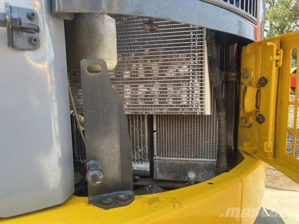 Komatsu pc78 大型油圧ショベル12t以上（パワーショベル・ユンボ）