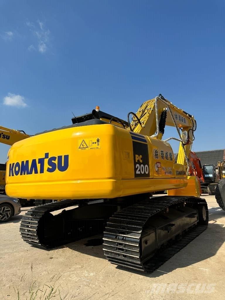 Komatsu PC 200-7 大型油圧ショベル12t以上（パワーショベル・ユンボ）