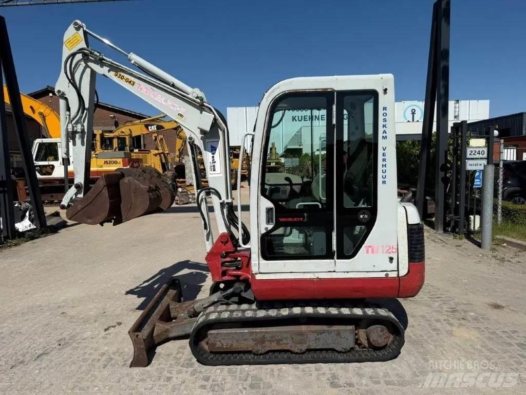Takeuchi TB125 ミニ油圧ショベル 7t以下（ミニユンボ・ミニディガー）