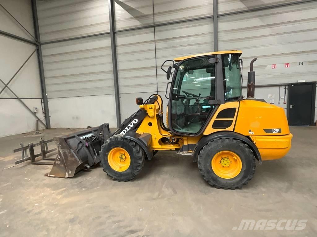 Volvo L 25 F ホイールローダー・タイヤショベル