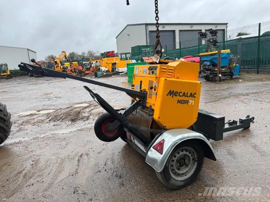 Benford MBR 71 振動ローラ