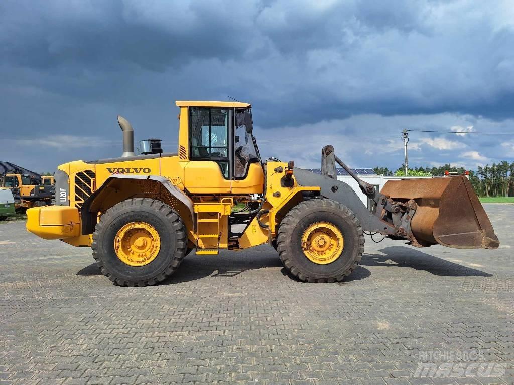 Volvo L 120 F ホイールローダー・タイヤショベル