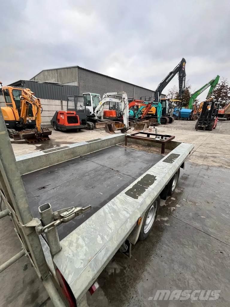 Hapert LF2 車両運搬用トレーラー