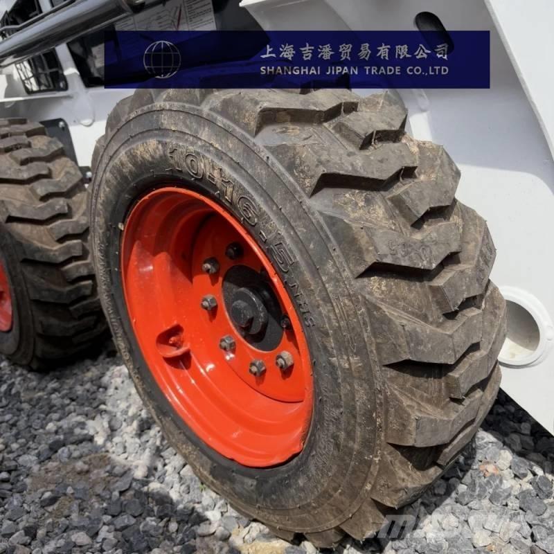 Bobcat S 550 スキッドステアローダー