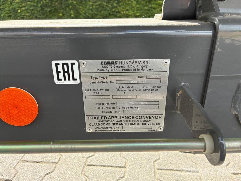 CLAAS Vario 680 ハーベスタヘッド