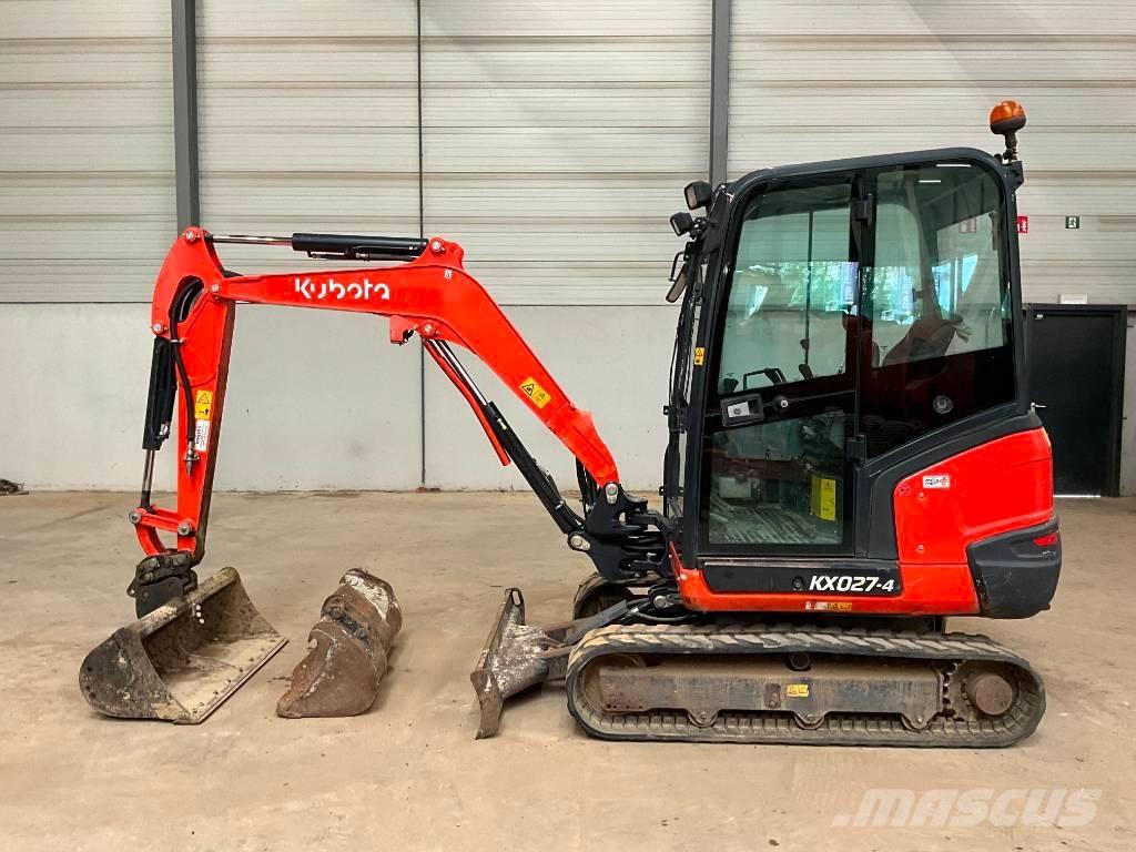 Kubota KX 027-4 ミニ油圧ショベル 7t以下（ミニユンボ・ミニディガー）
