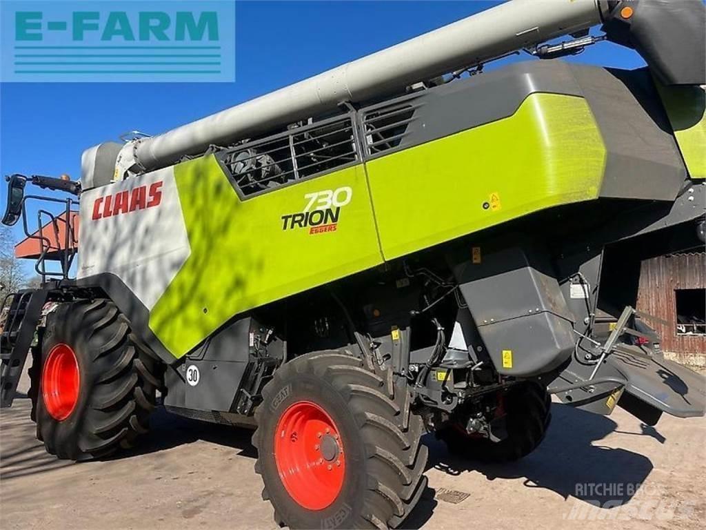 CLAAS trion 730 コンバイン