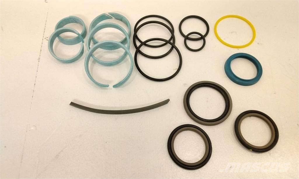 Ponsse NH42227-05 油圧機