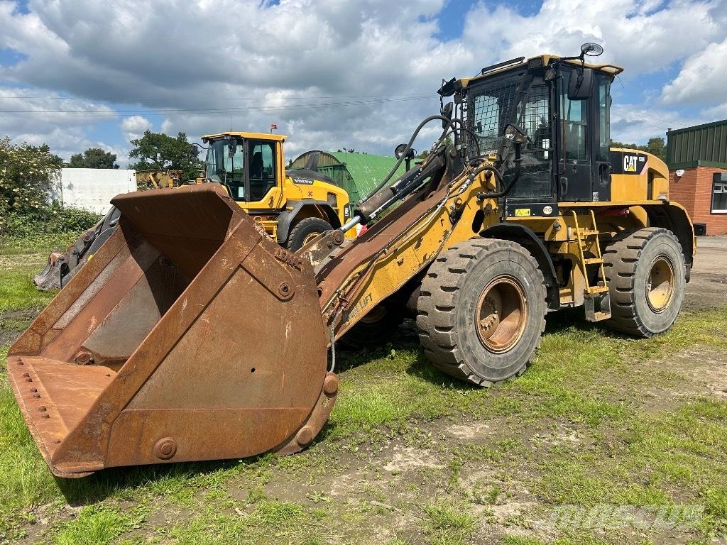 CAT 930H ホイールローダー・タイヤショベル