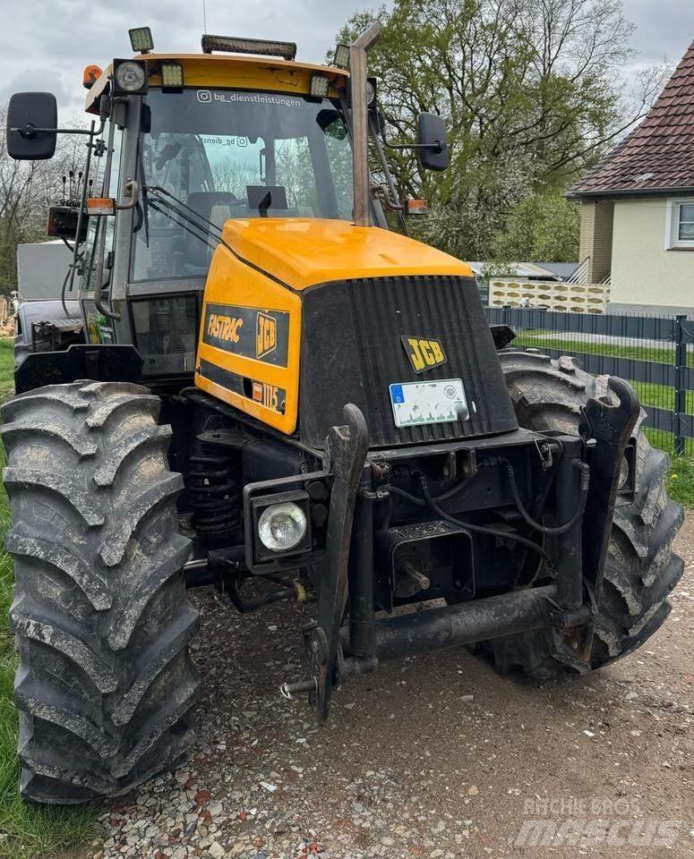JCB Fastrac 1115 トラクター