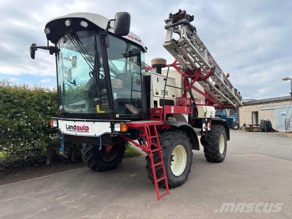 Landquip 3500 自走式噴霧器