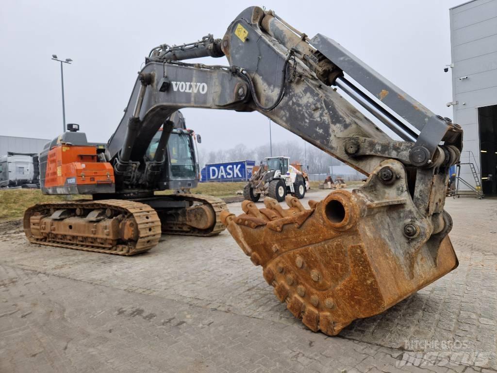 Volvo EC 750 EL 大型油圧ショベル12t以上（パワーショベル・ユンボ）