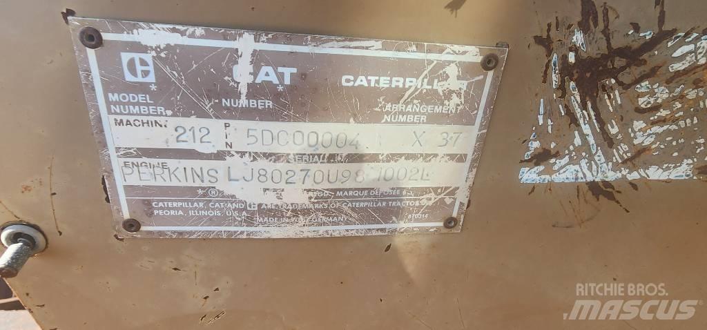 CAT 212 ホイール式油圧ショベル（パワーショベル・ユンボ・バックホー）