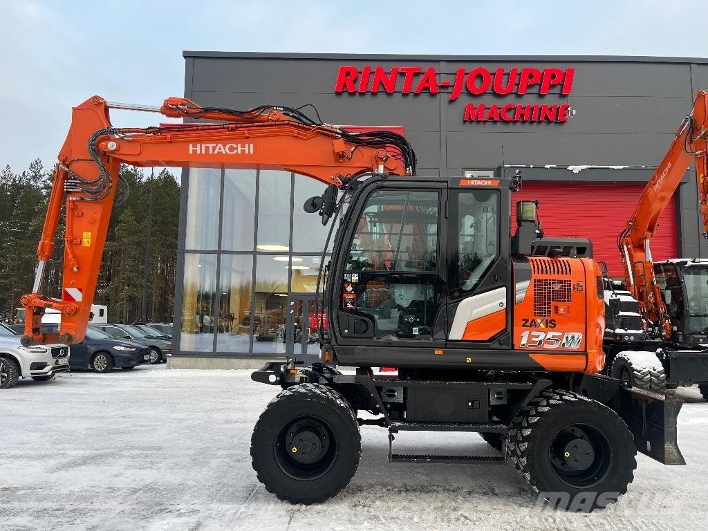Hitachi ZX 135 W-7 ホイール式油圧ショベル（パワーショベル・ユンボ・バックホー）