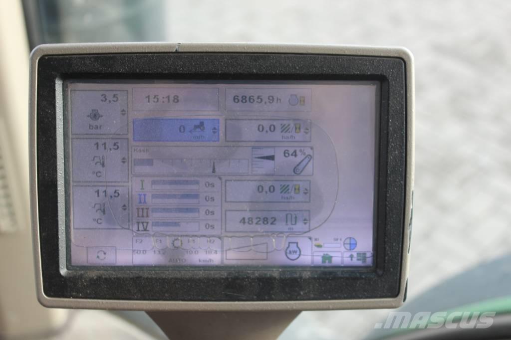 John Deere 8260 R トラクター