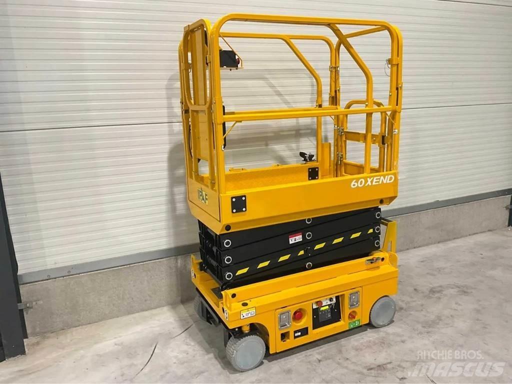 John Deere 60XEND シザースリフト