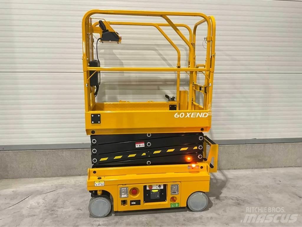 John Deere 60XEND シザースリフト
